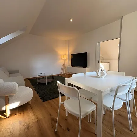 Penthouse Apartment *